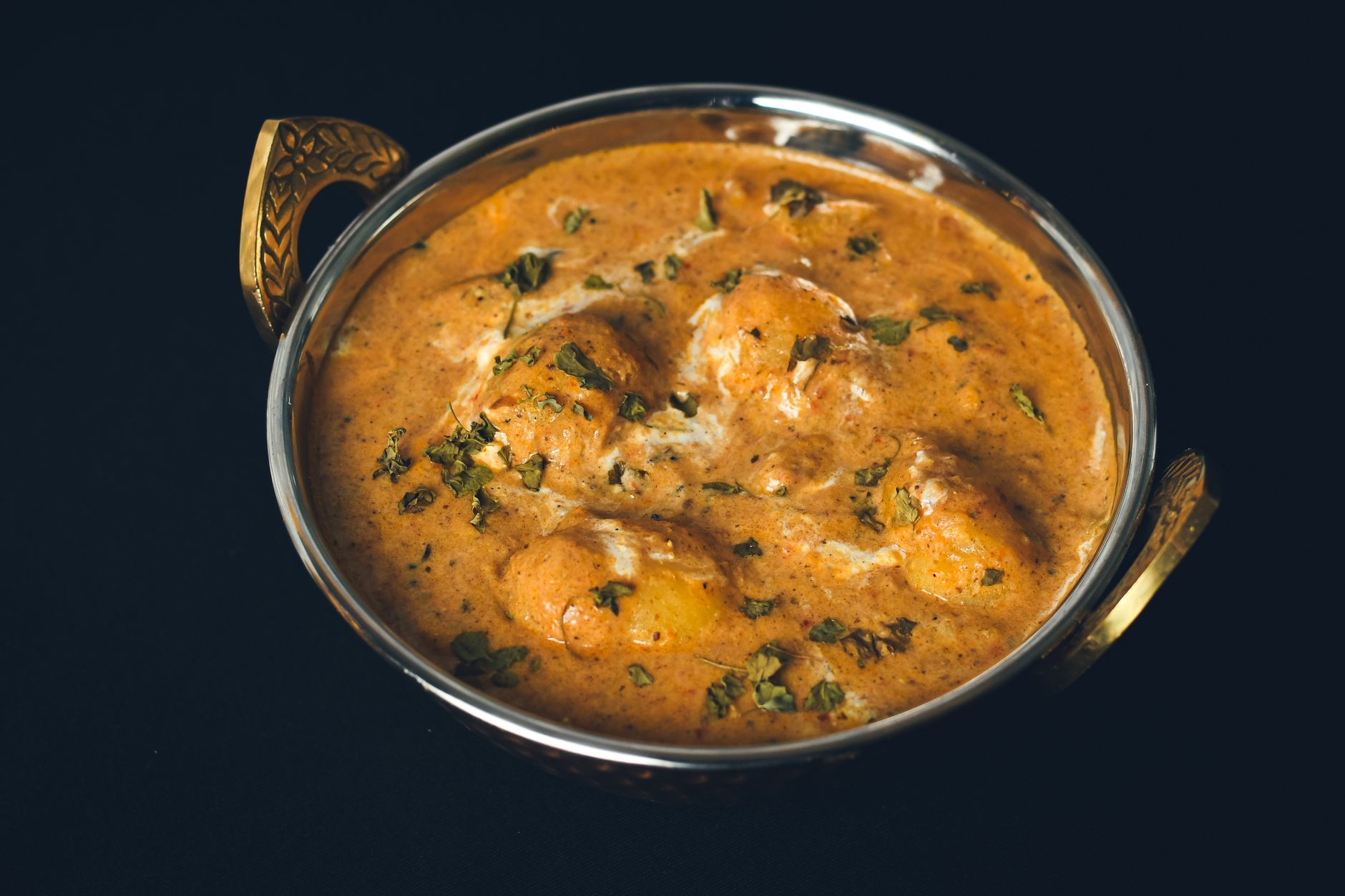 Aloo matar (aardappel-erwtencurry)