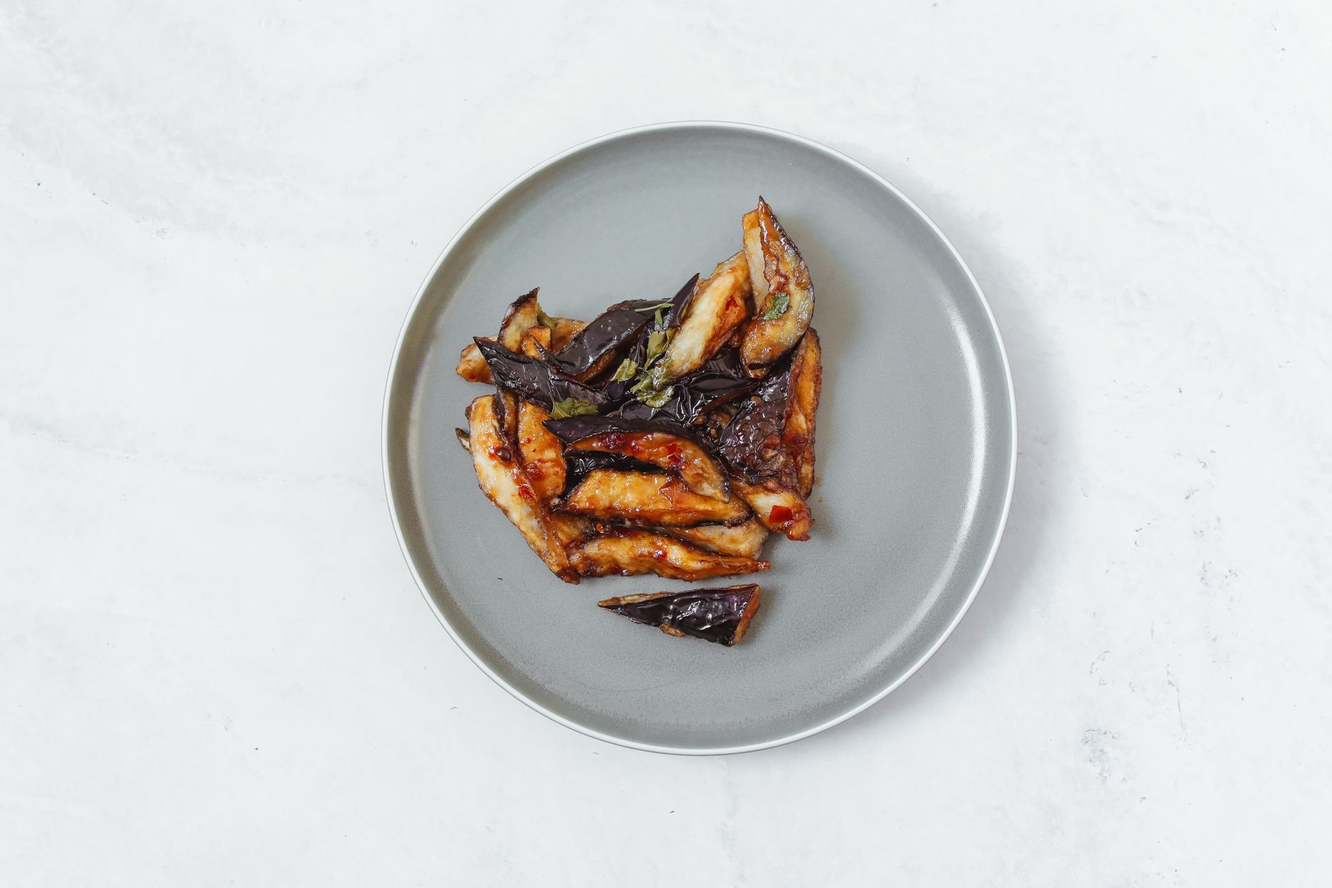 Berenjenas con miel, gefrituurde aubergine met honing