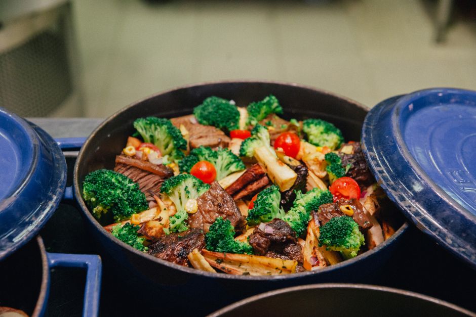 Broccoligratin met kaassaus