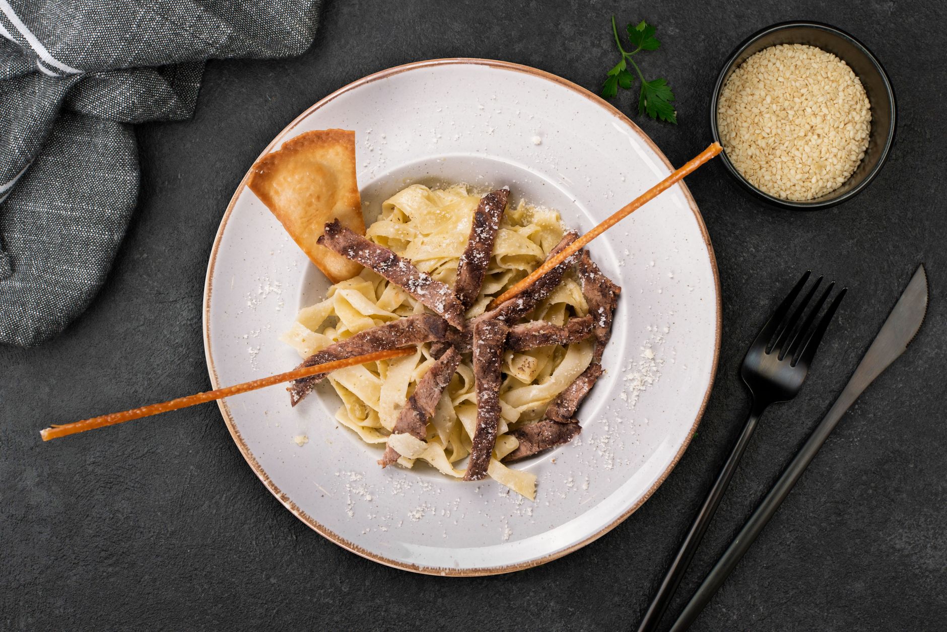 Champignonstroganoff met paddenstoelen