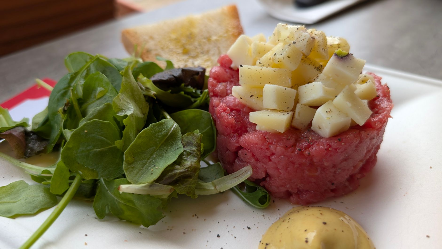 Filet américain op toast