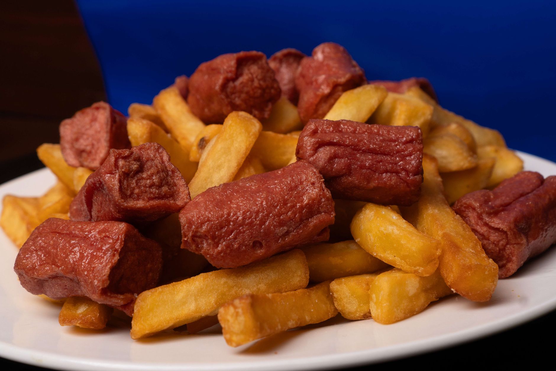 Currywurst met frietjes