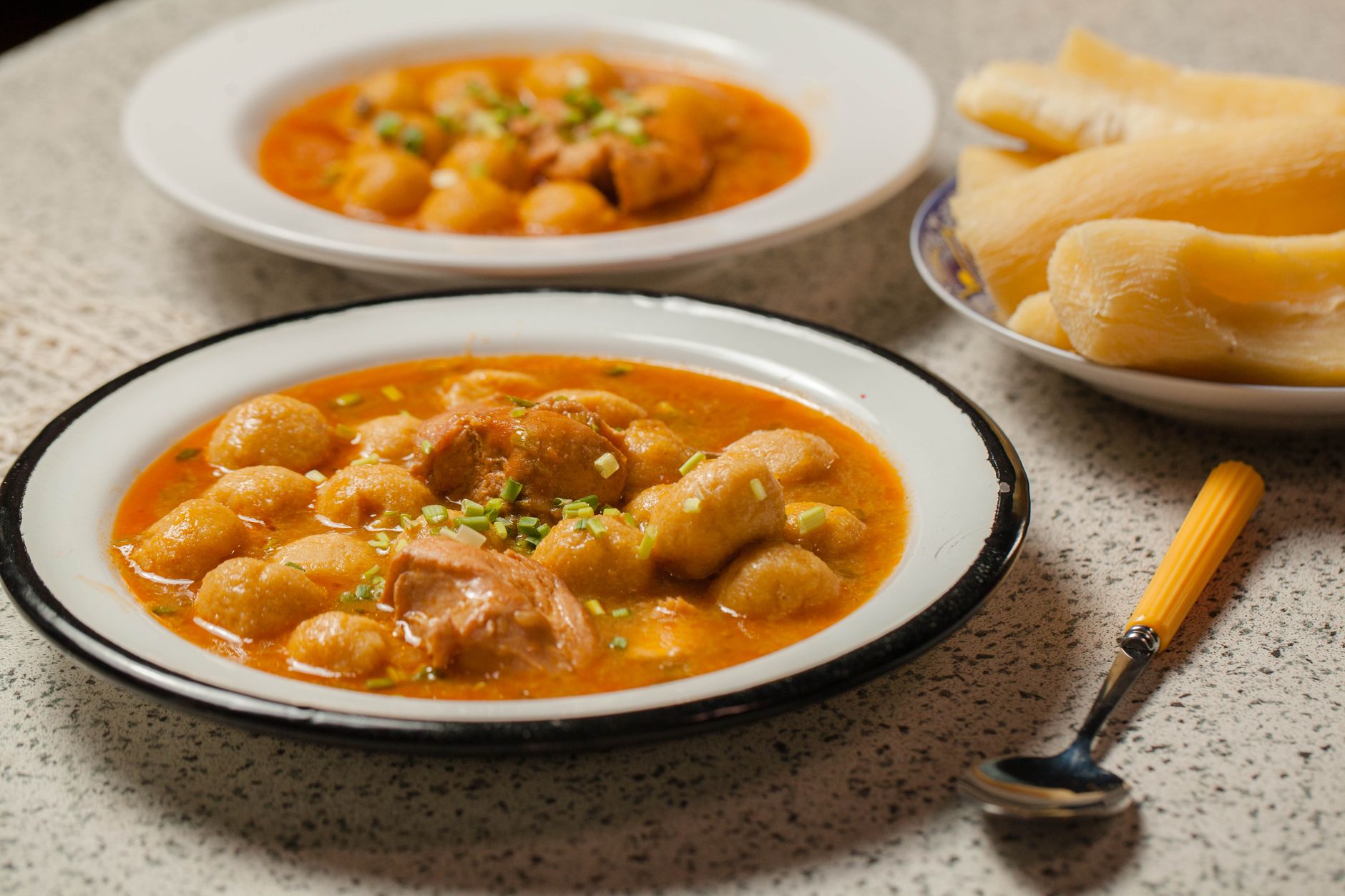 Kip met dumplings (chicken and dumplings)