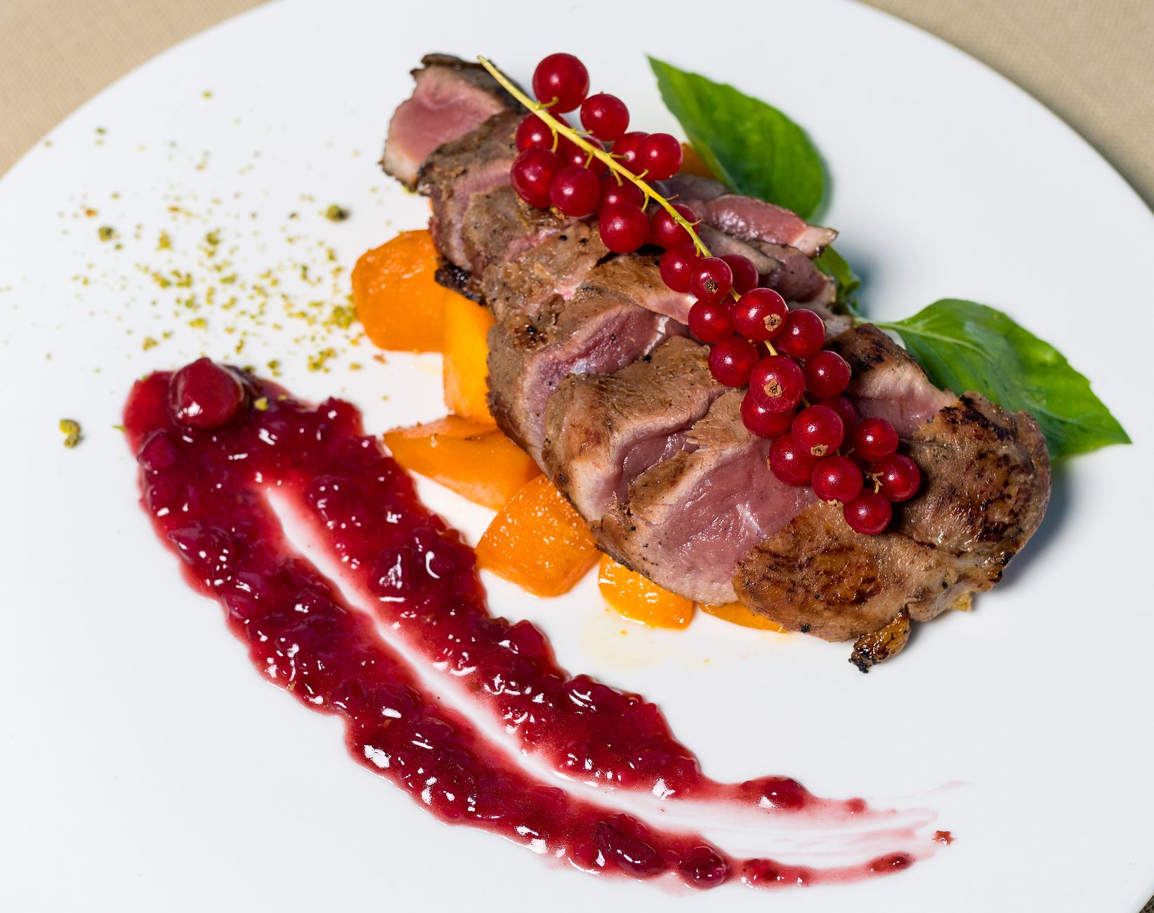 Magret de canard met honing (gebakken eendenborst)