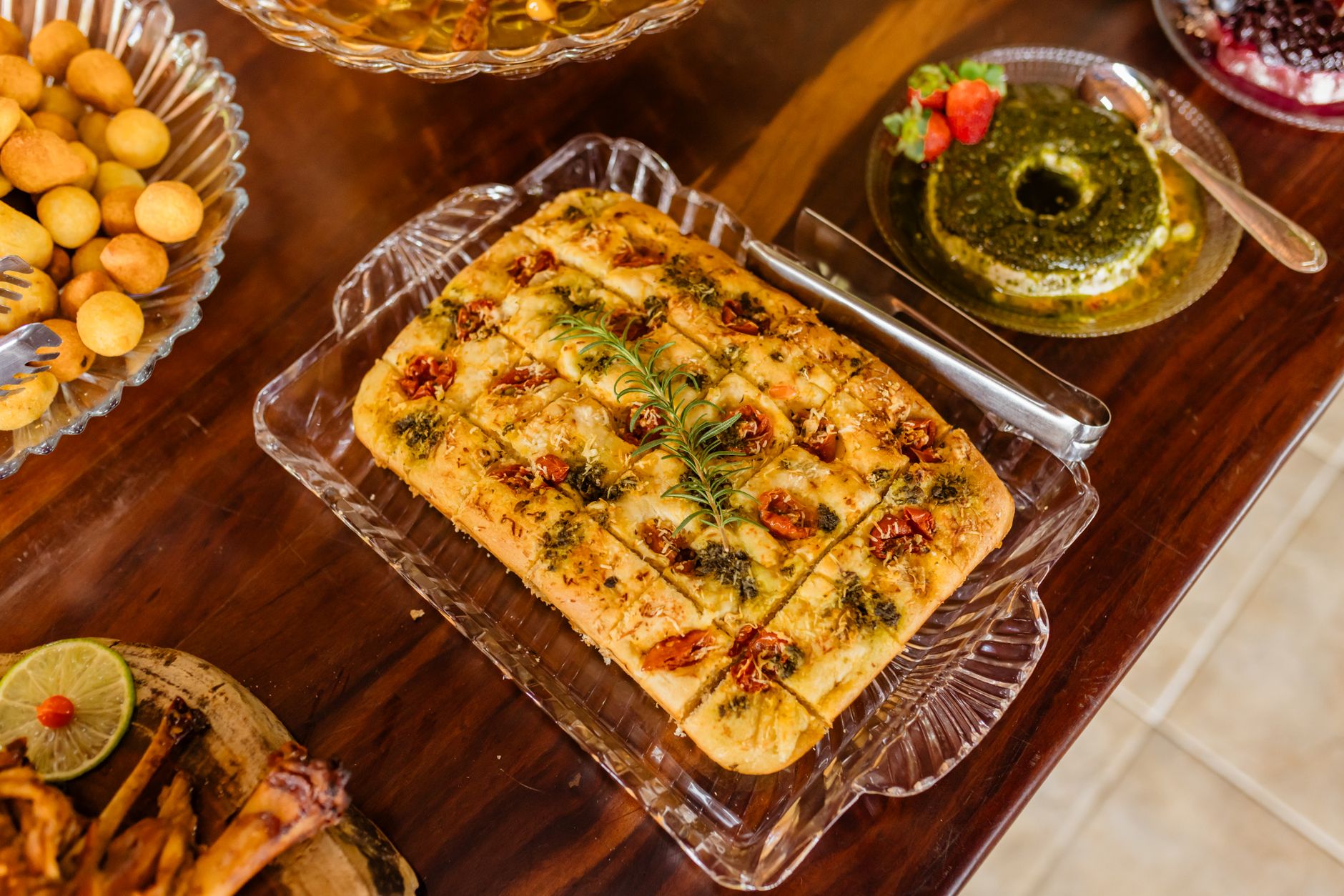 Focaccia met rozemarijn en zeezout