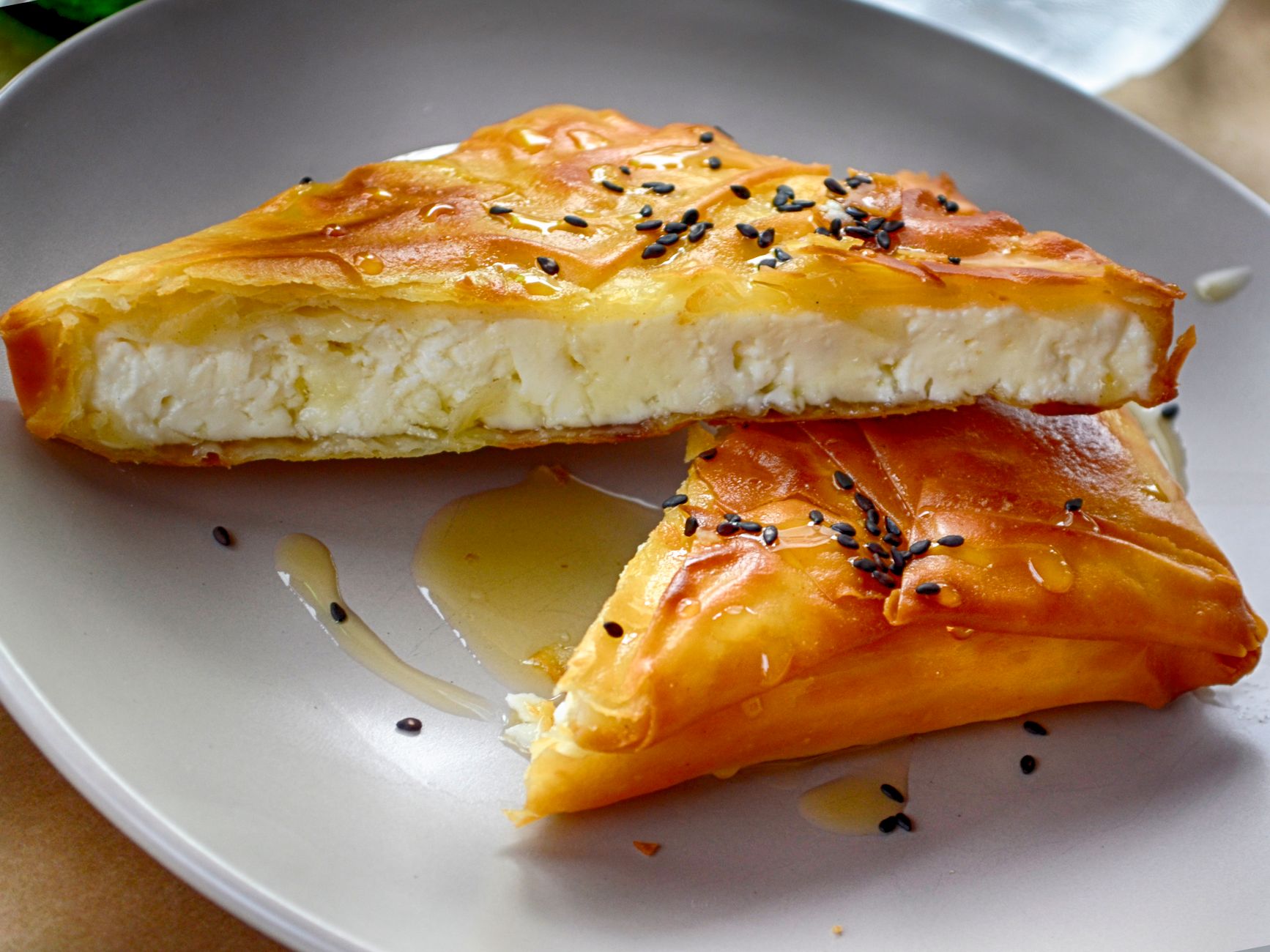 Saganaki: gebakken Griekse kaas