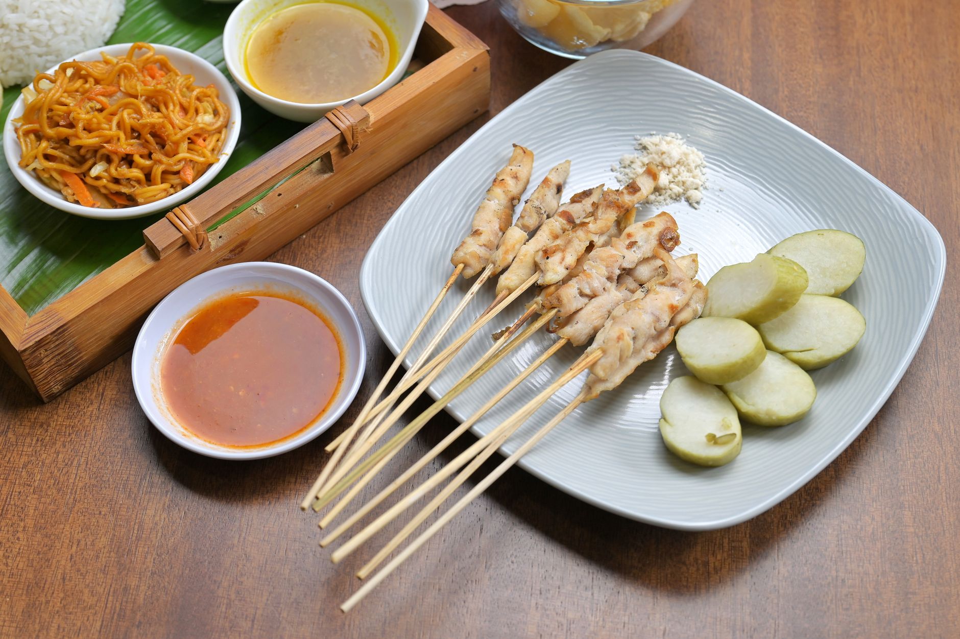 Saté ayam met pindasaus