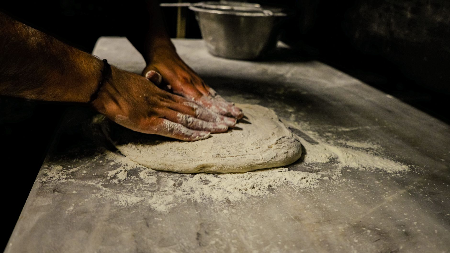 Zelfgemaakt pizzadeeg